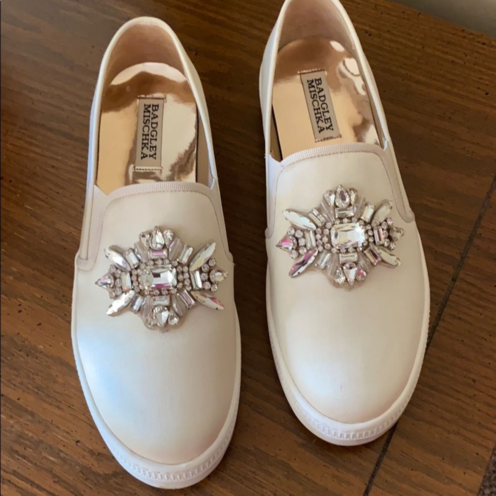 Badgley Mischka Cream Shoes